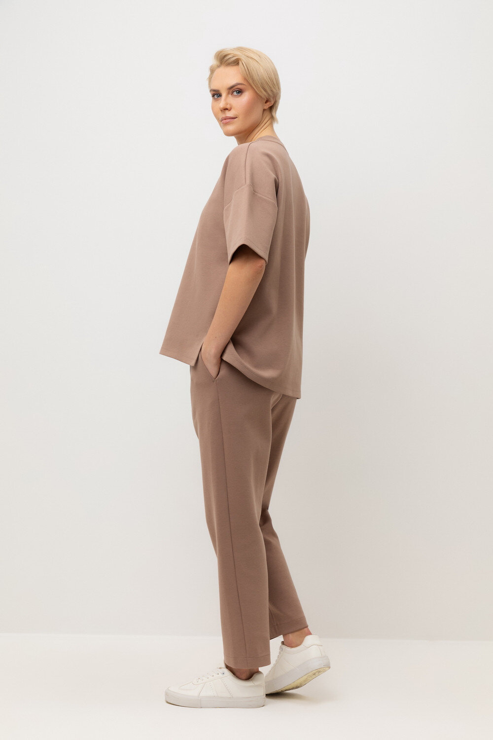 VERY NEAT Футболка 579655 ЕВТ 3334 коричневый