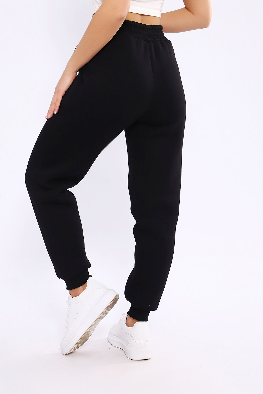 Натали Брюки 579705 36868 черный