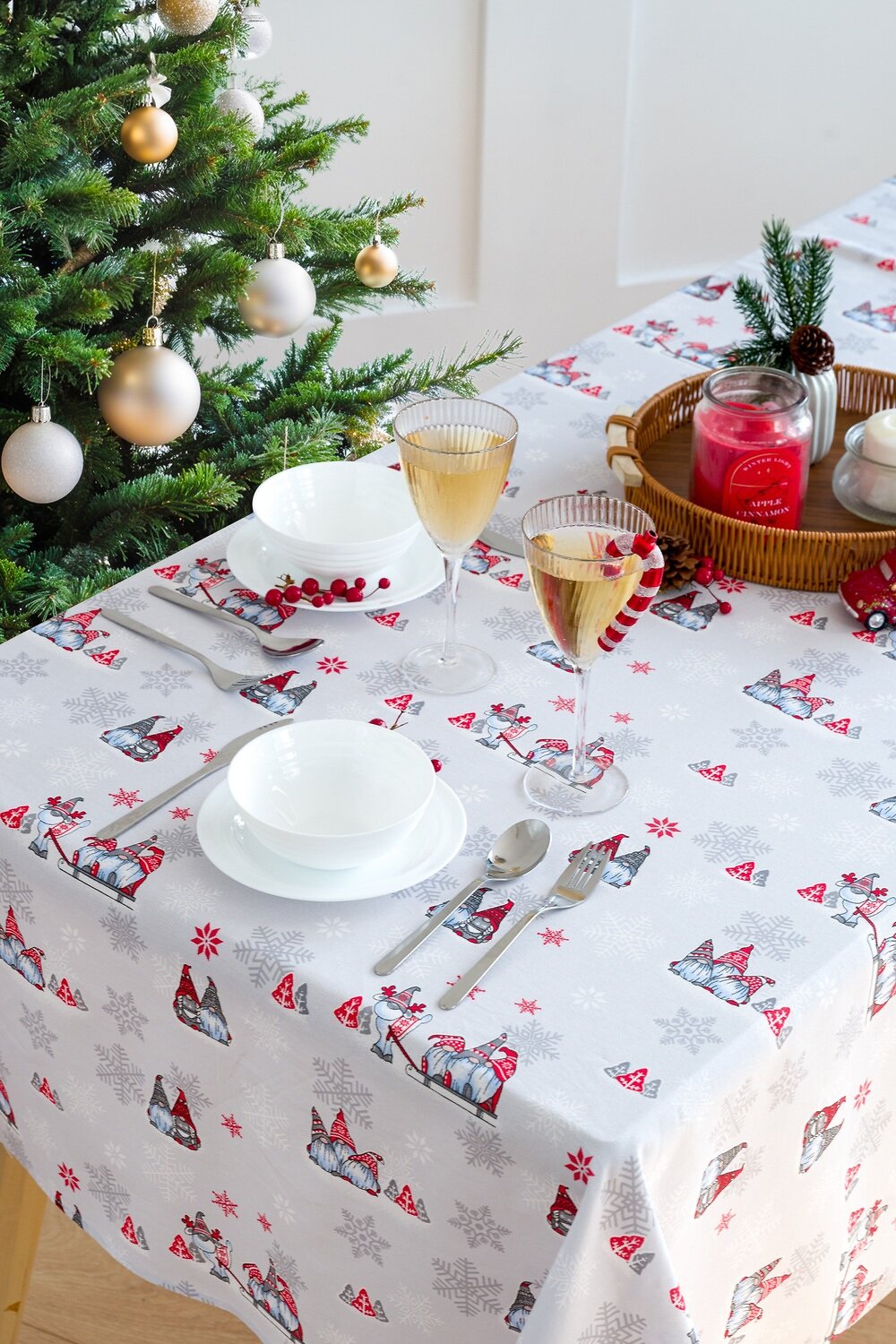 Натали Скатерть 579799 Скатерть Лесные гномики светло-серый