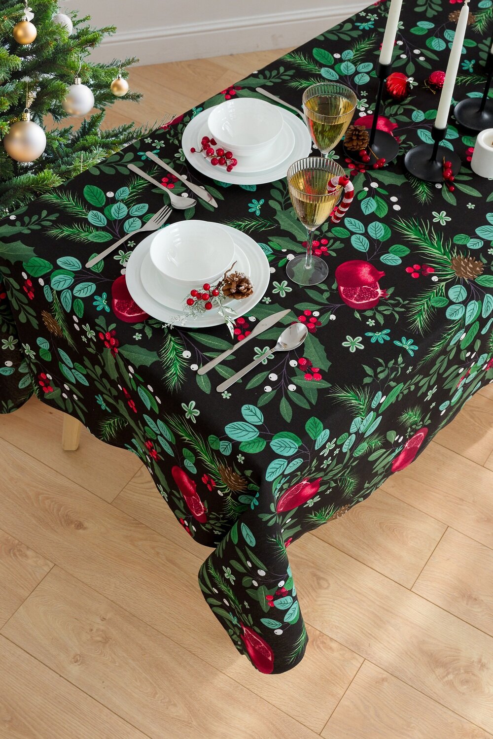 Натали Скатерть 579801 Скатерть Гранатовый сад черный