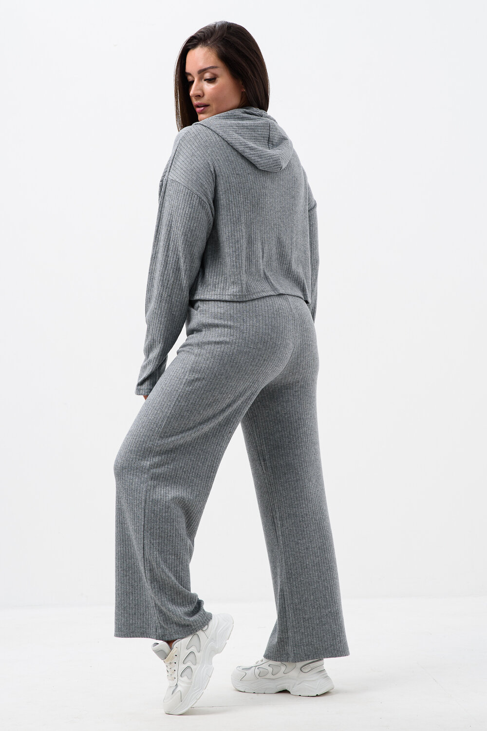 Натали Костюм 579943 52377 серый