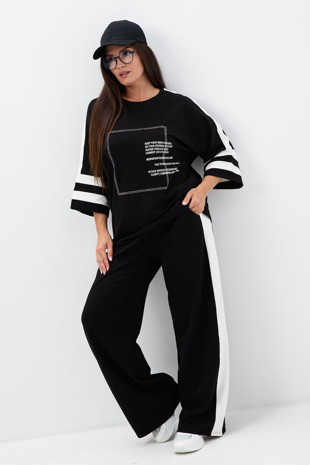 Натали Костюм 579977 52372 черно-белый