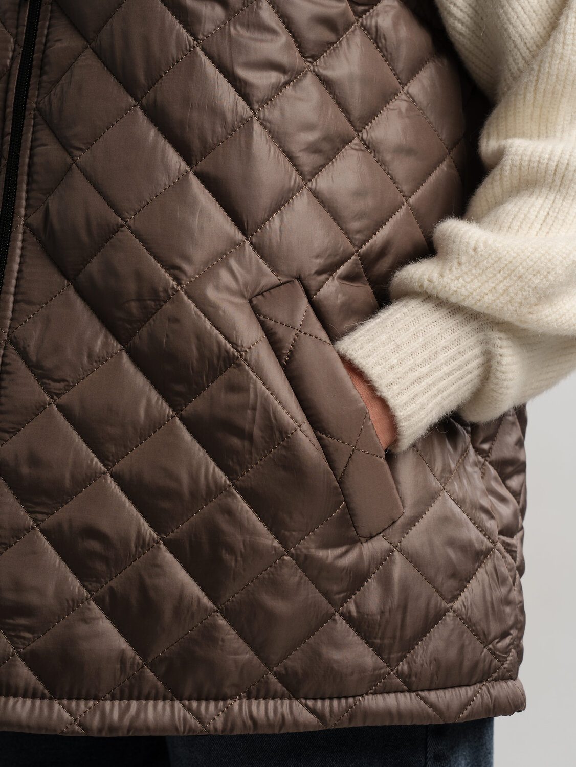 LT Collection Жилет 580066 Б14632-18М коричневый