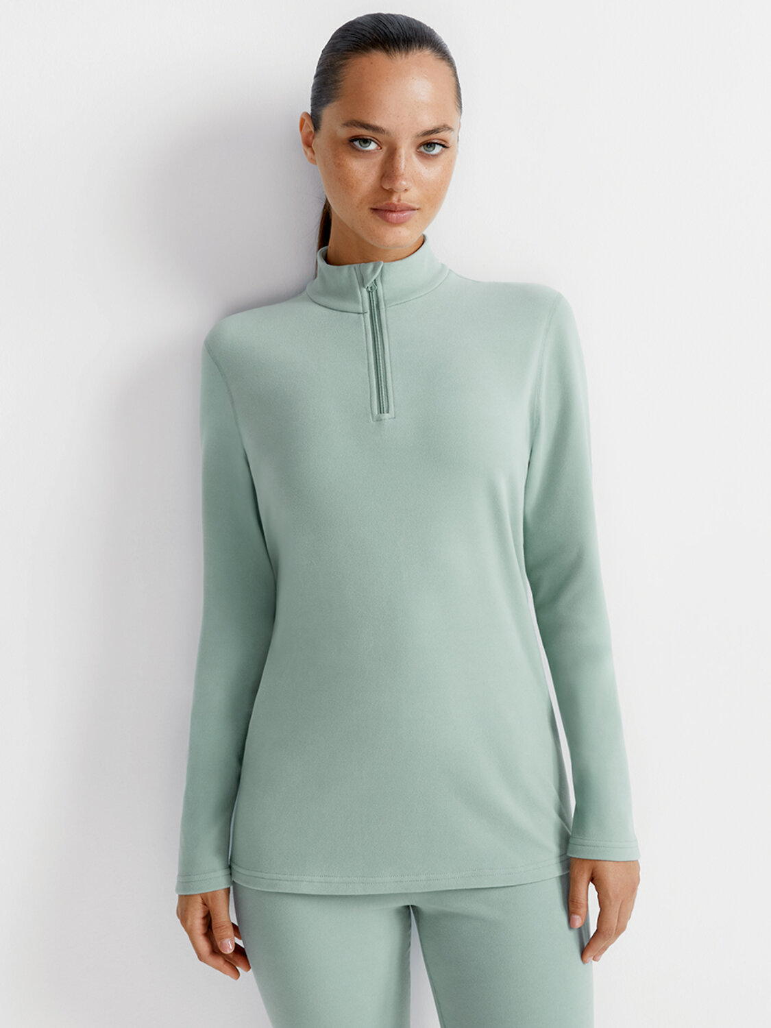 Omsa Лонгслив 580331 OmD 1622T PV Лонгслив стойка молния жен. "Термо" Menta (Зеленый)