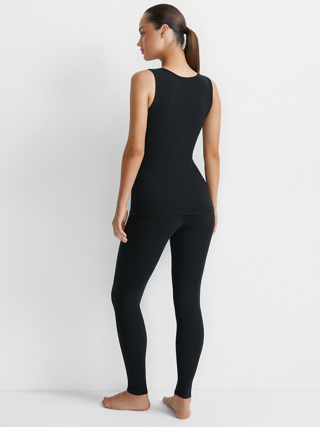 Omsa Майка 580333 OmD 1324T RB Майка жен. "Термо" Nero (Черный)