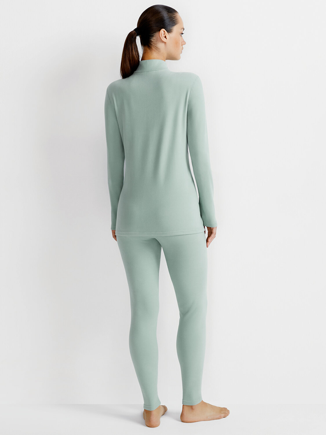 Omsa Лонгслив 580335 OmD 1622T PV Лонгслив стойка молния жен. "Термо" Nero (Черный)