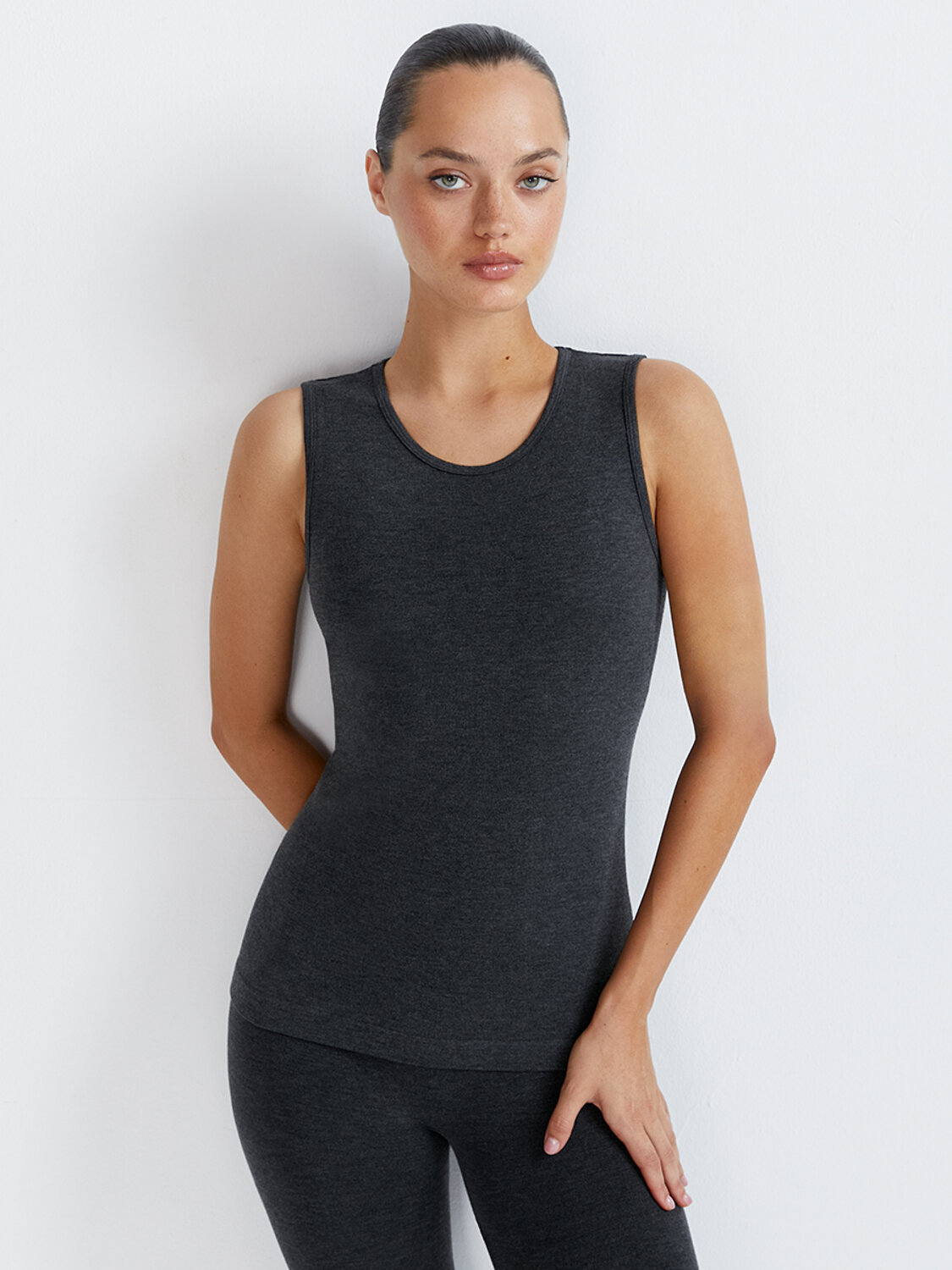 Omsa Майка 580354 OmD 1325T SE Майка жен. "Термо" Grigio Scuro (Серый)