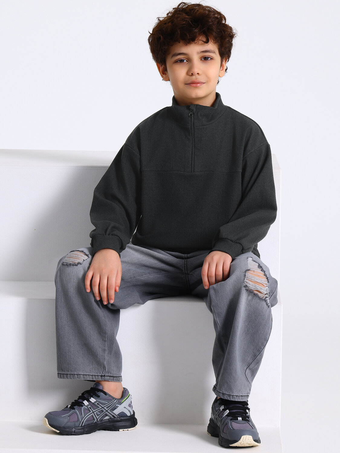 Апрель Толстовка 580406 1ПДШД5054303 черный графит