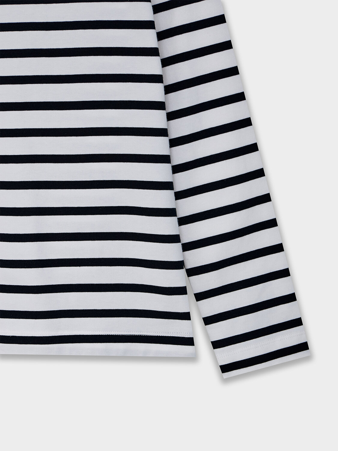 MARK FORMELLE Джемпер 580432 122867 бело -черная полоска