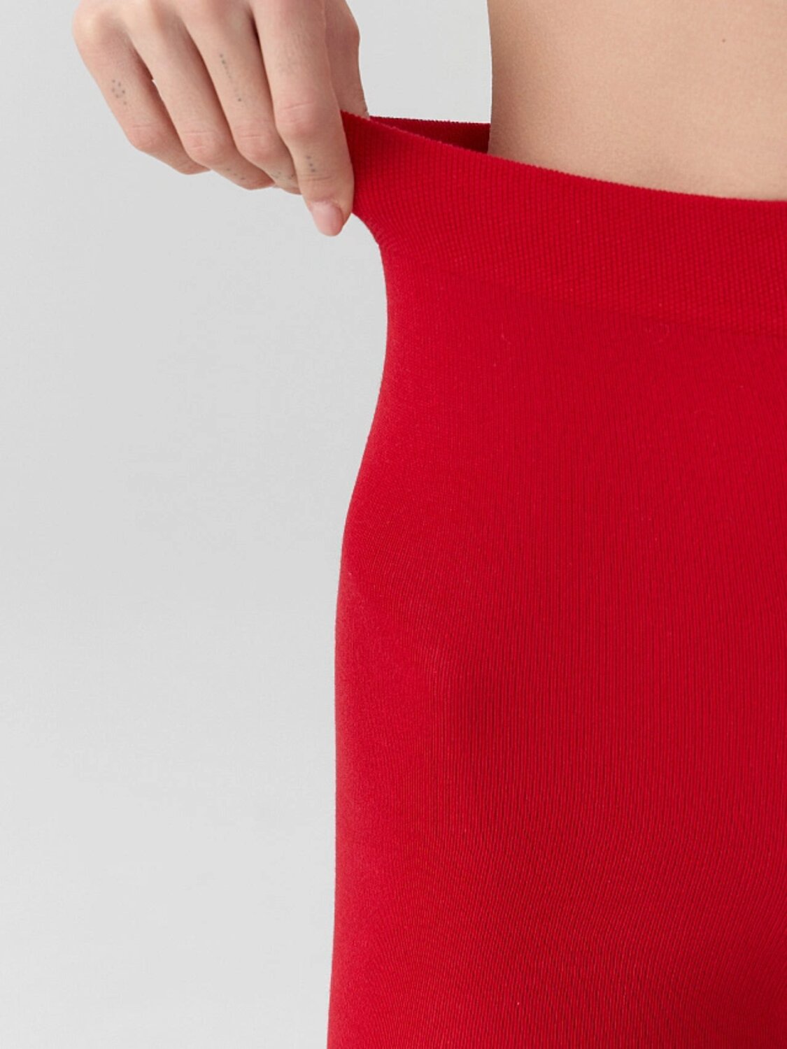 MARK FORMELLE Колготки 580452 901K-439 я.красный