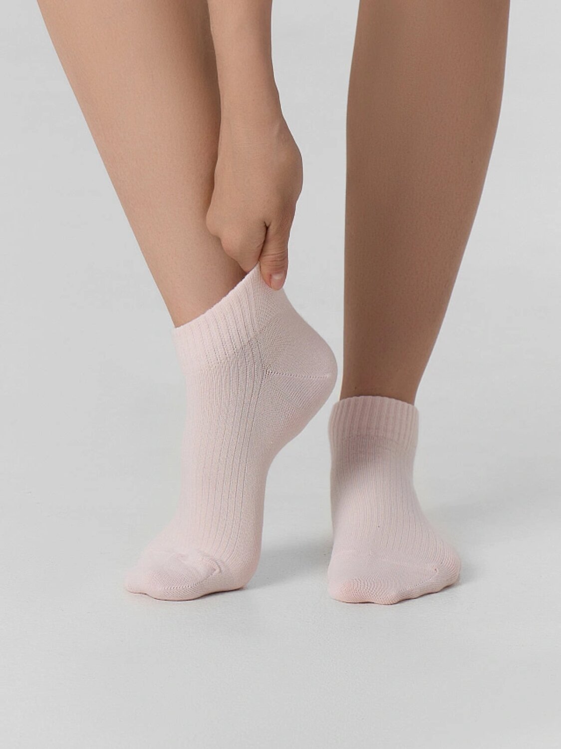 MARK FORMELLE Женские носки 580472 366C-1516 зефирный