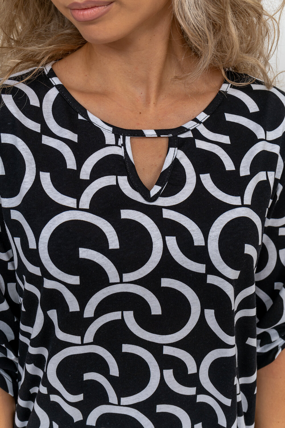 Натали Туника 580607 36791 черно-белый