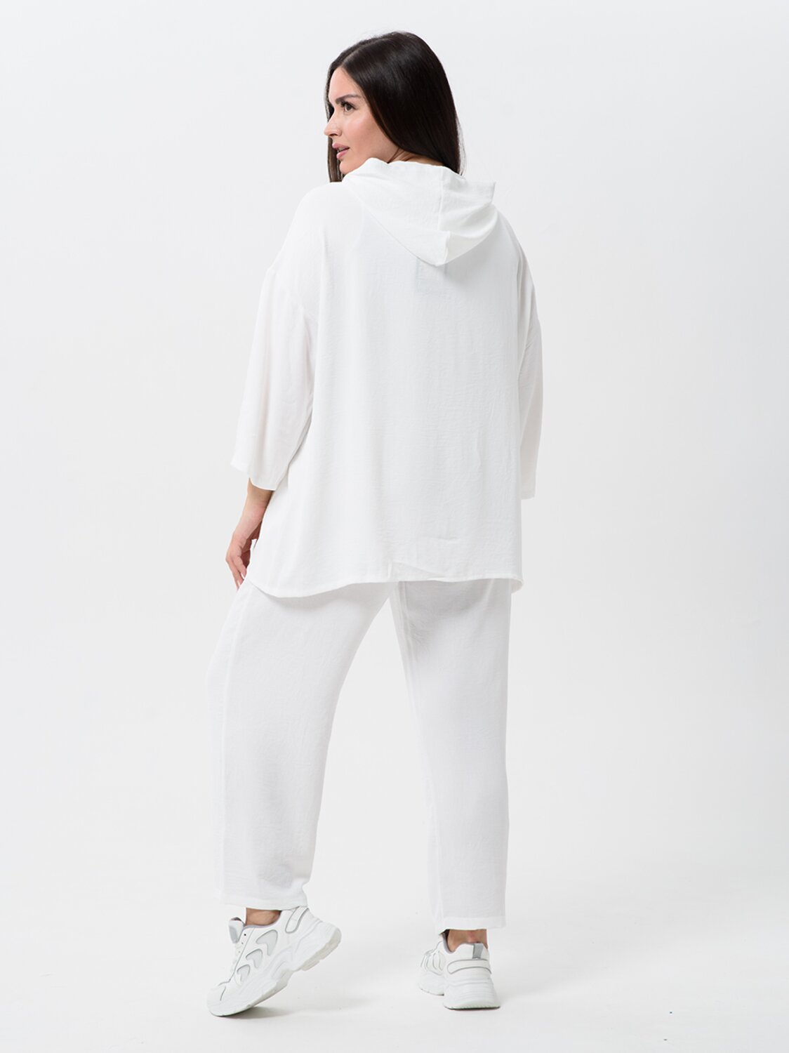 Натали Костюм 580622 52351 белый