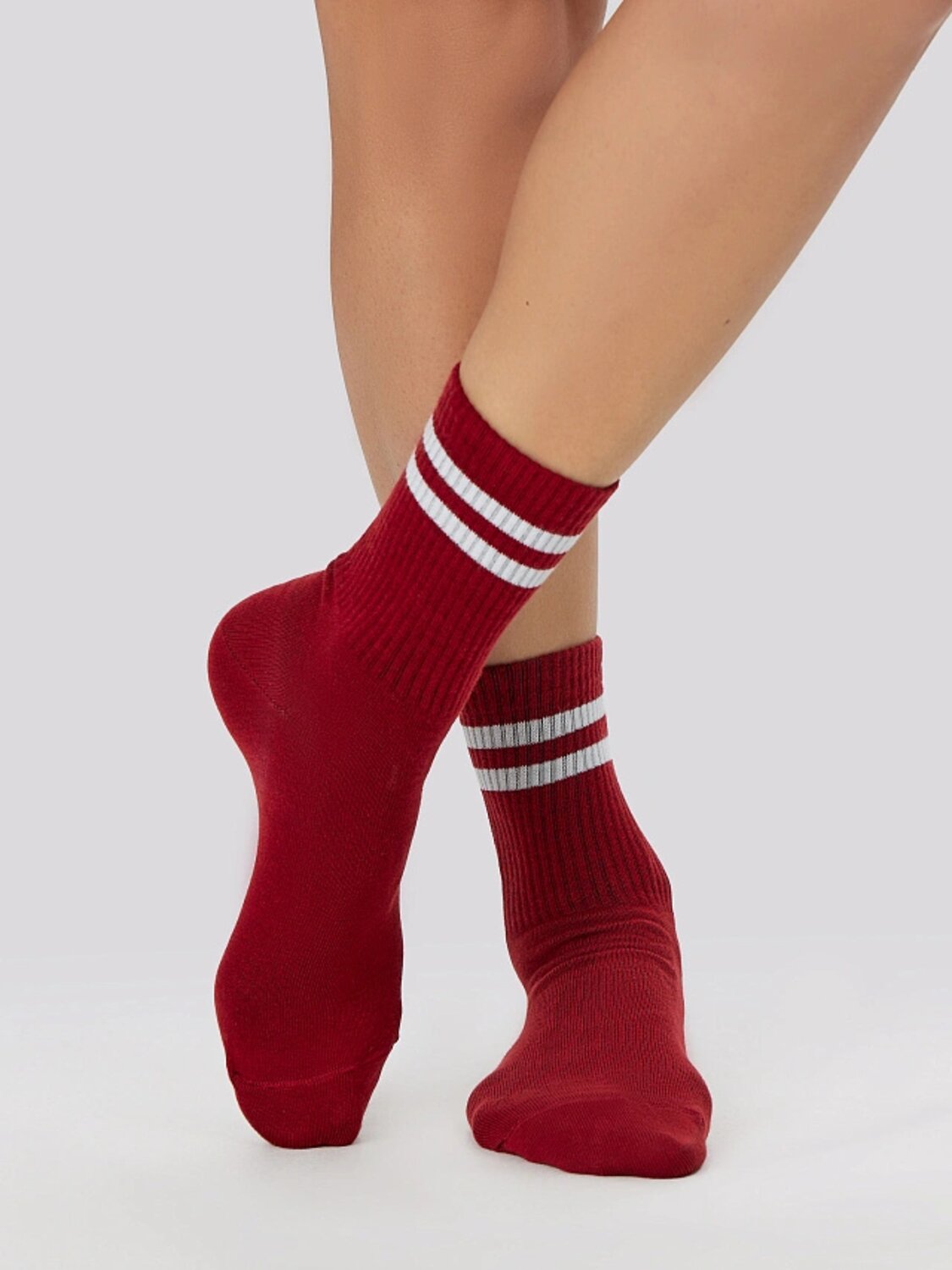 MARK FORMELLE Женские носки 580661 217A-574 вишневый /капучино /черный/