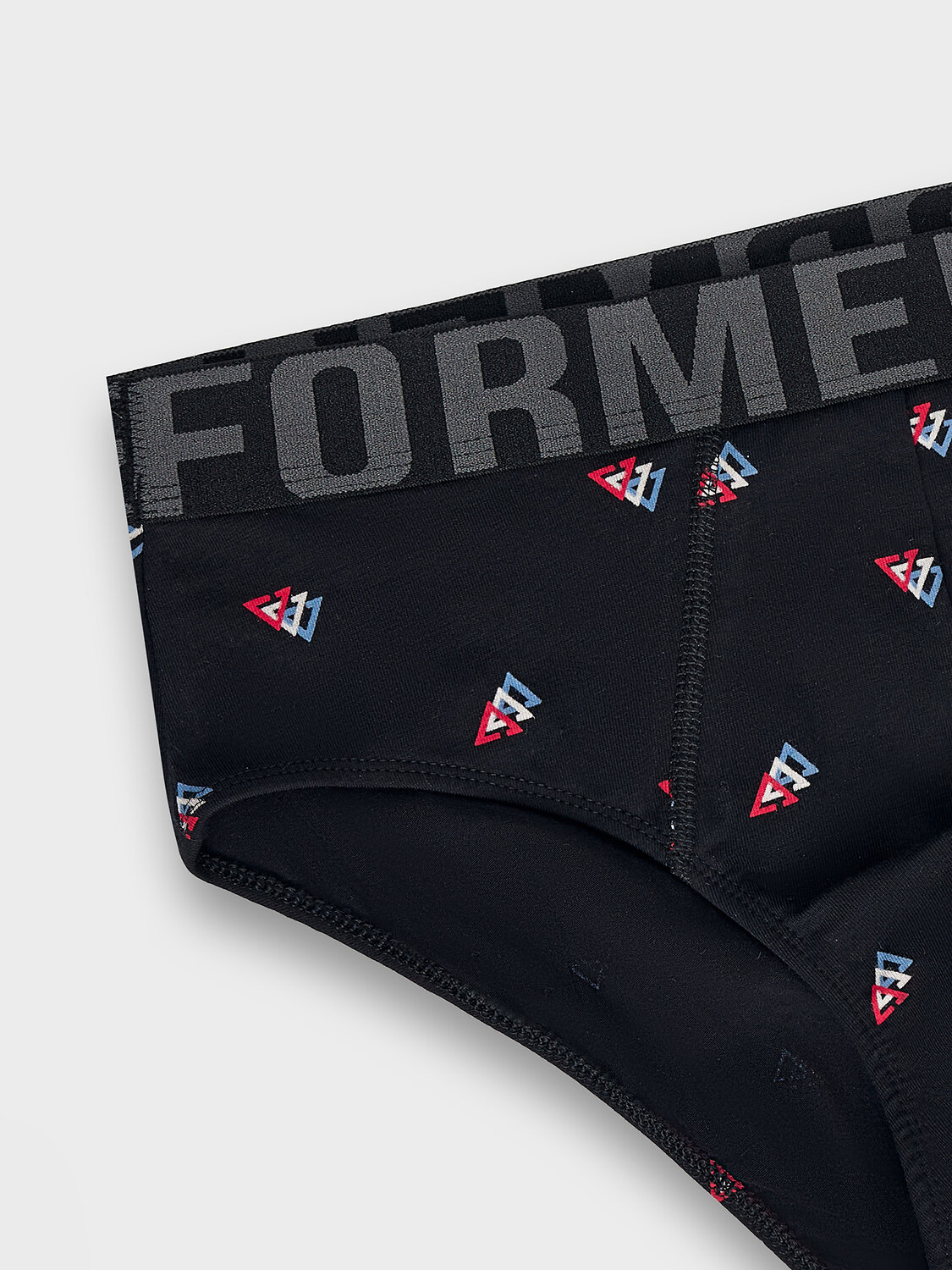 MARK FORMELLE Трусы 580663 411170 узор на черном