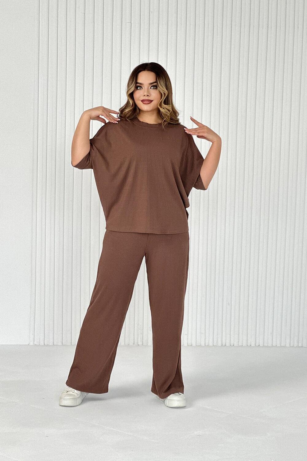 Натали Костюм 580685 52345 коричневый