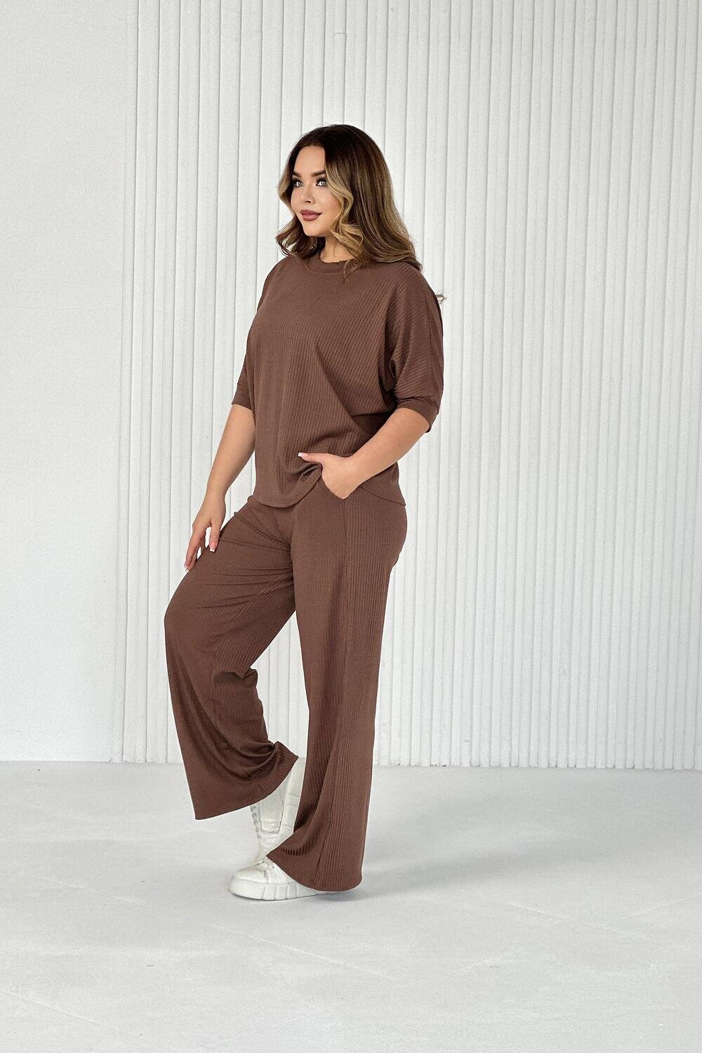 Натали Костюм 580685 52345 коричневый