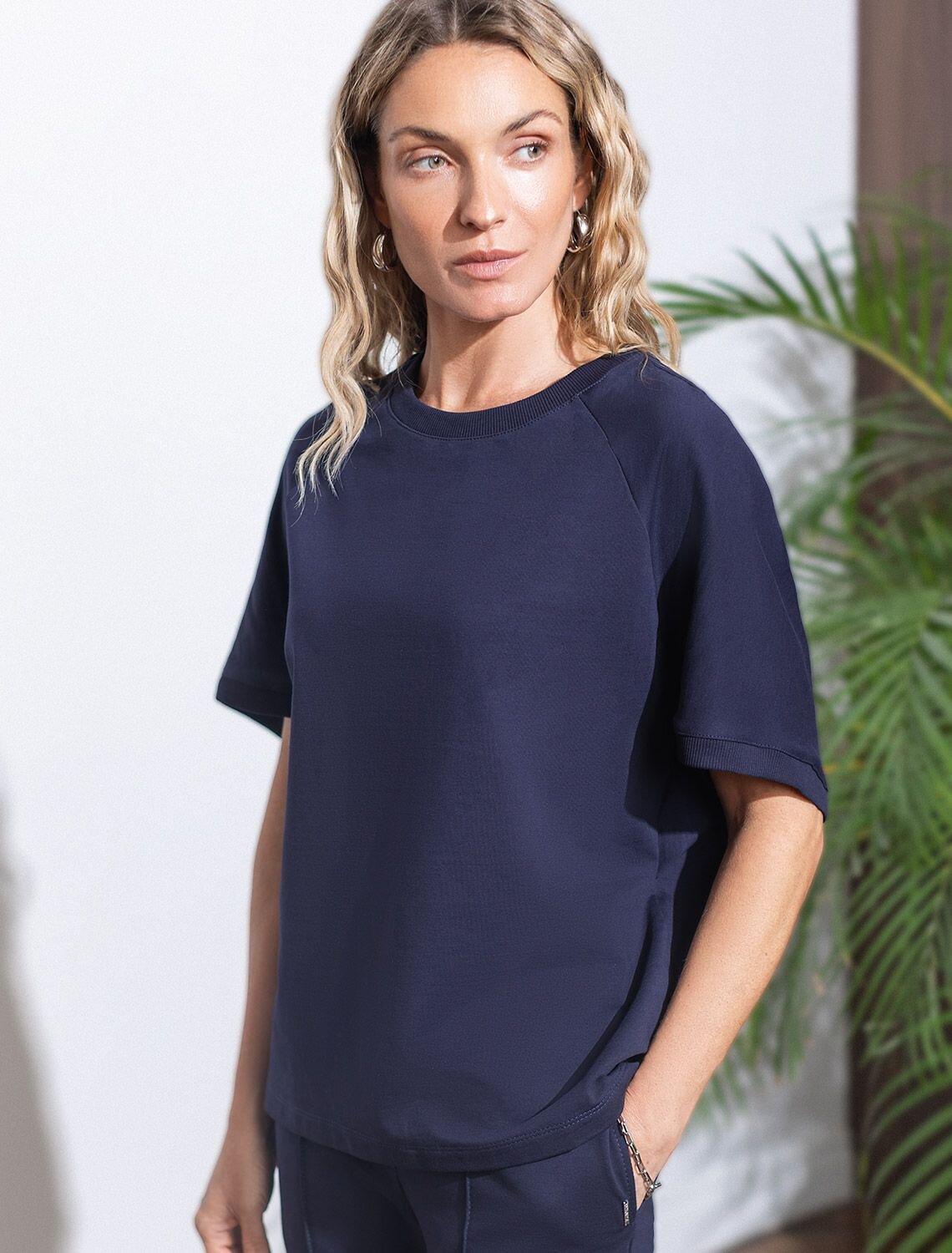 VILATTE Футболка 580902 D49.074 т.синий