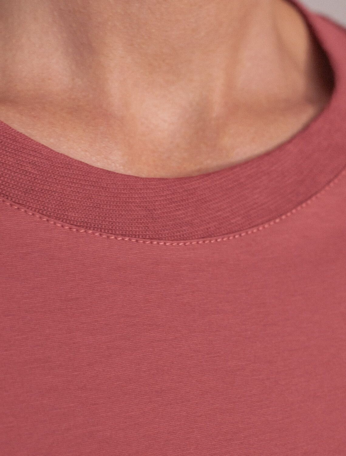 VILATTE Футболка 580911 D49.144 т.коралл