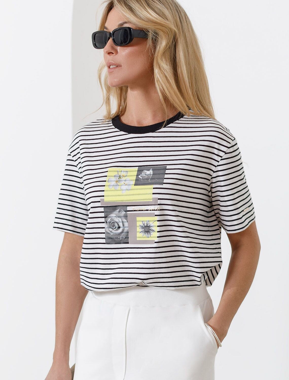 VILATTE Футболка 580917 D49.145 белый-черный_flower_power