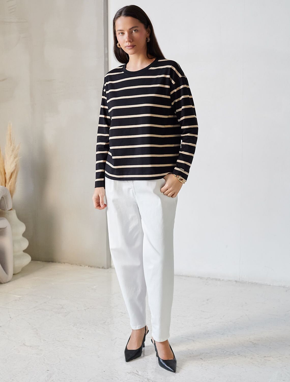 VILATTE Джемпер 580934 D49.148 черный-бежевый