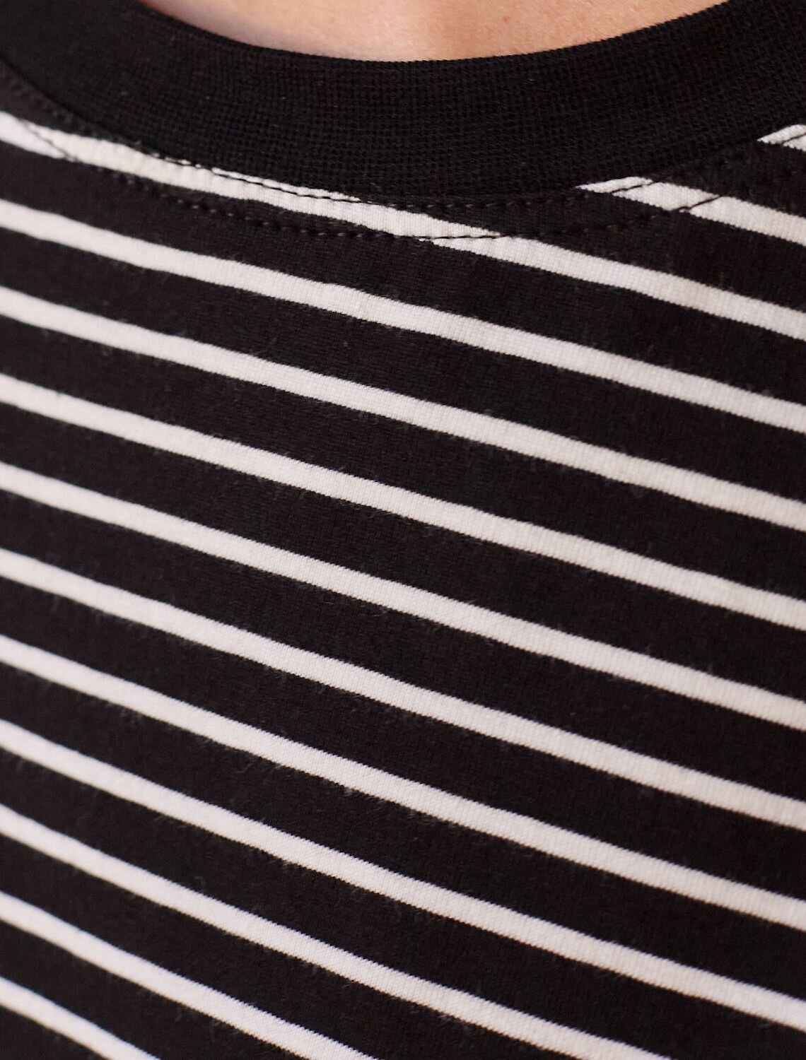 VILATTE Джемпер 580935 D49.148 черный-белый