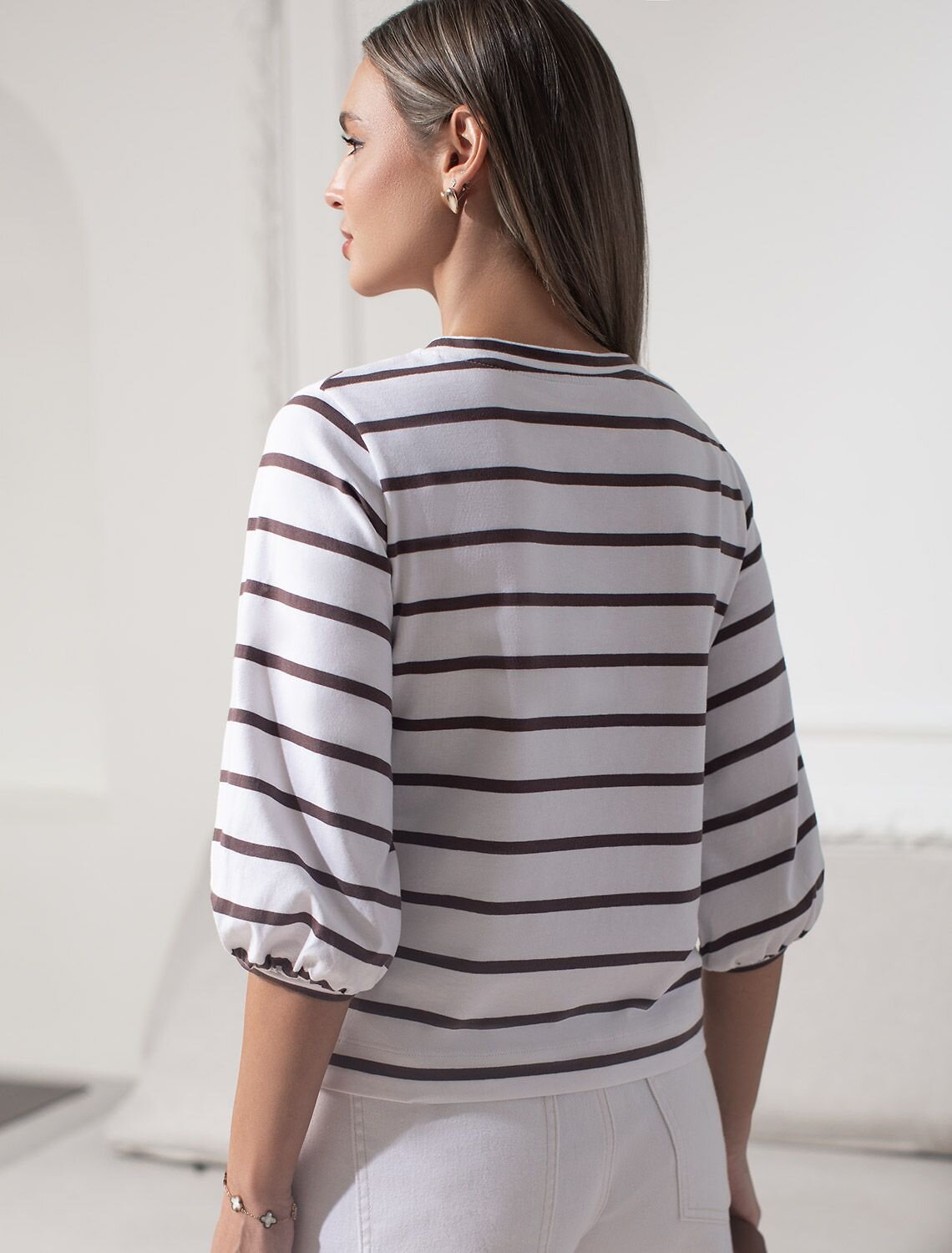 VILATTE Джемпер 580936 D49.149 белый-кофе