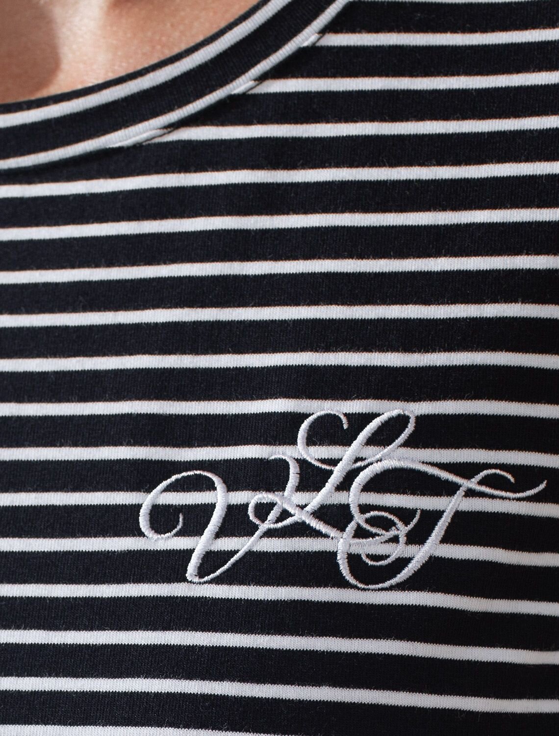 VILATTE Джемпер 580939 D49.149 черный-белый