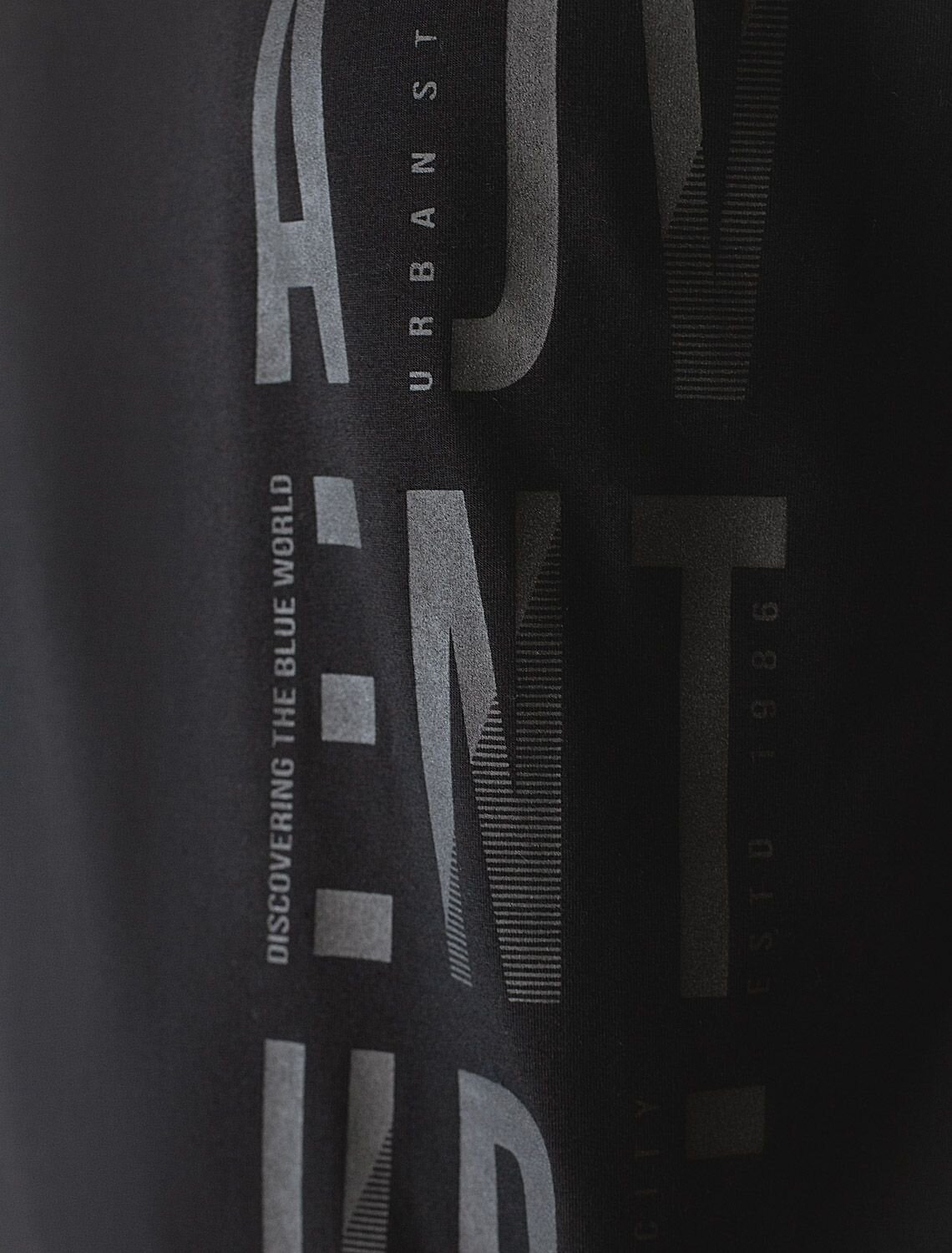 VILATTE Футболка 580961 U49.068 черный_adventure