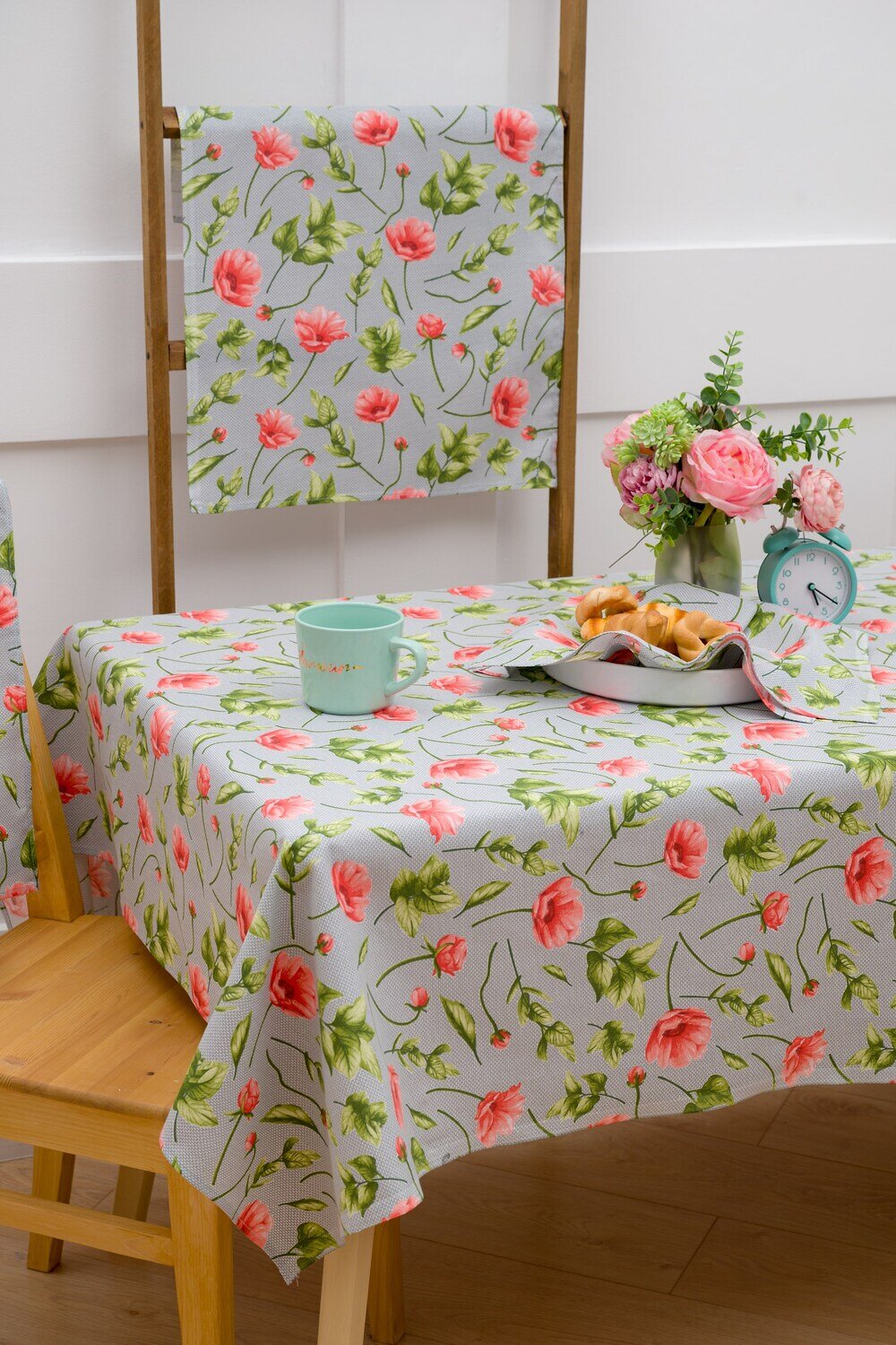 Натали Скатерть 581089 Скатерть Маки серый