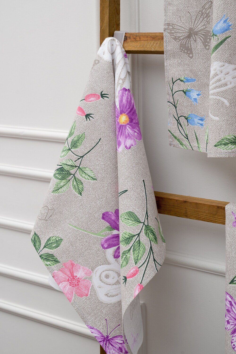 Натали Полотенце 581093 Набор полотенец Бабочки и цветы серый