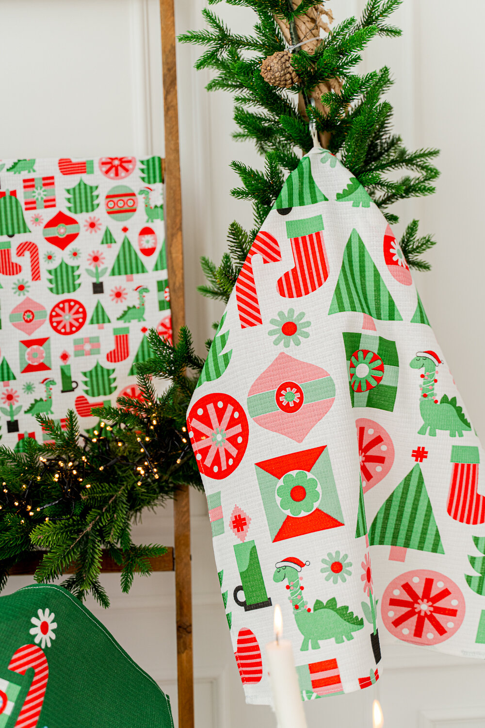 Натали Полотенце 581117 Набор кухонных полотенец Новогодняя мозайка зеленый