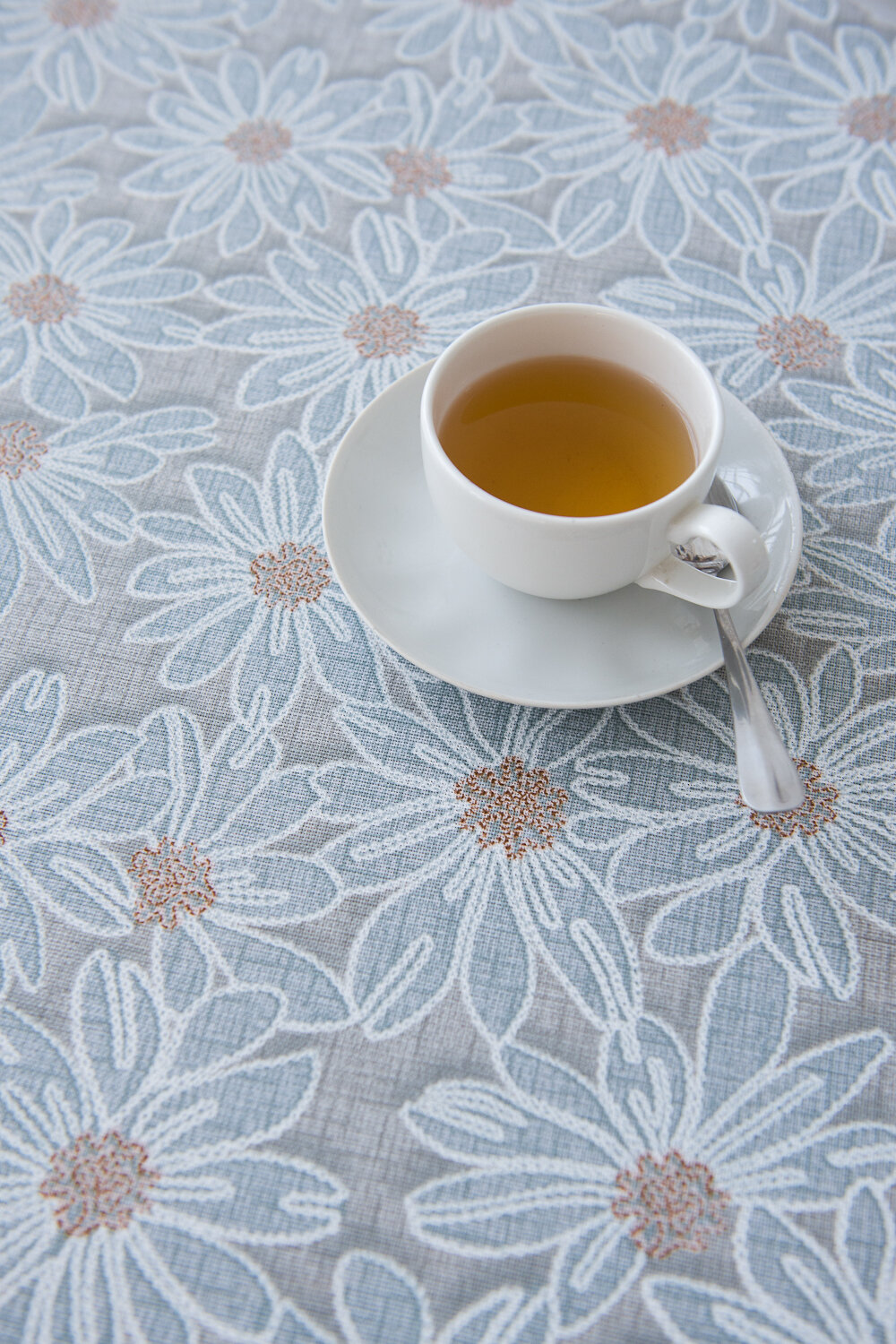 Натали Скатерть 581180 Скатерть София круглая серый