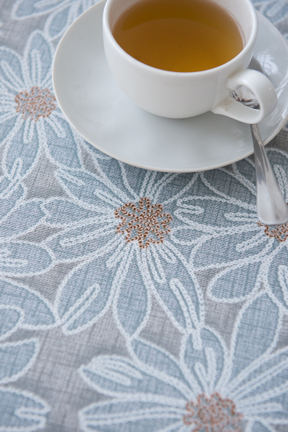 Натали Скатерть 581180 Скатерть София круглая серый