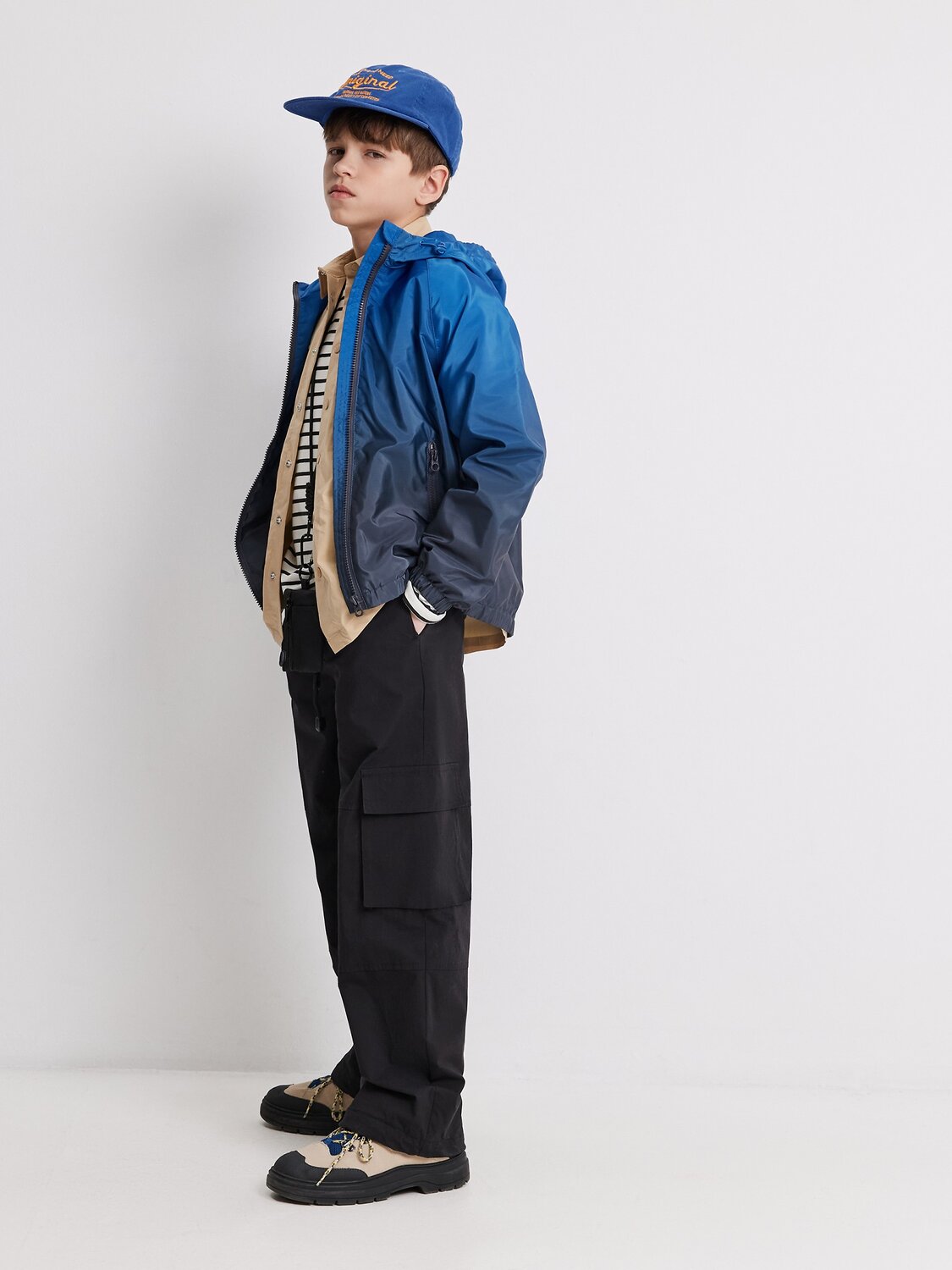 Acoola Куртка 581195 20110700015 черный-синий