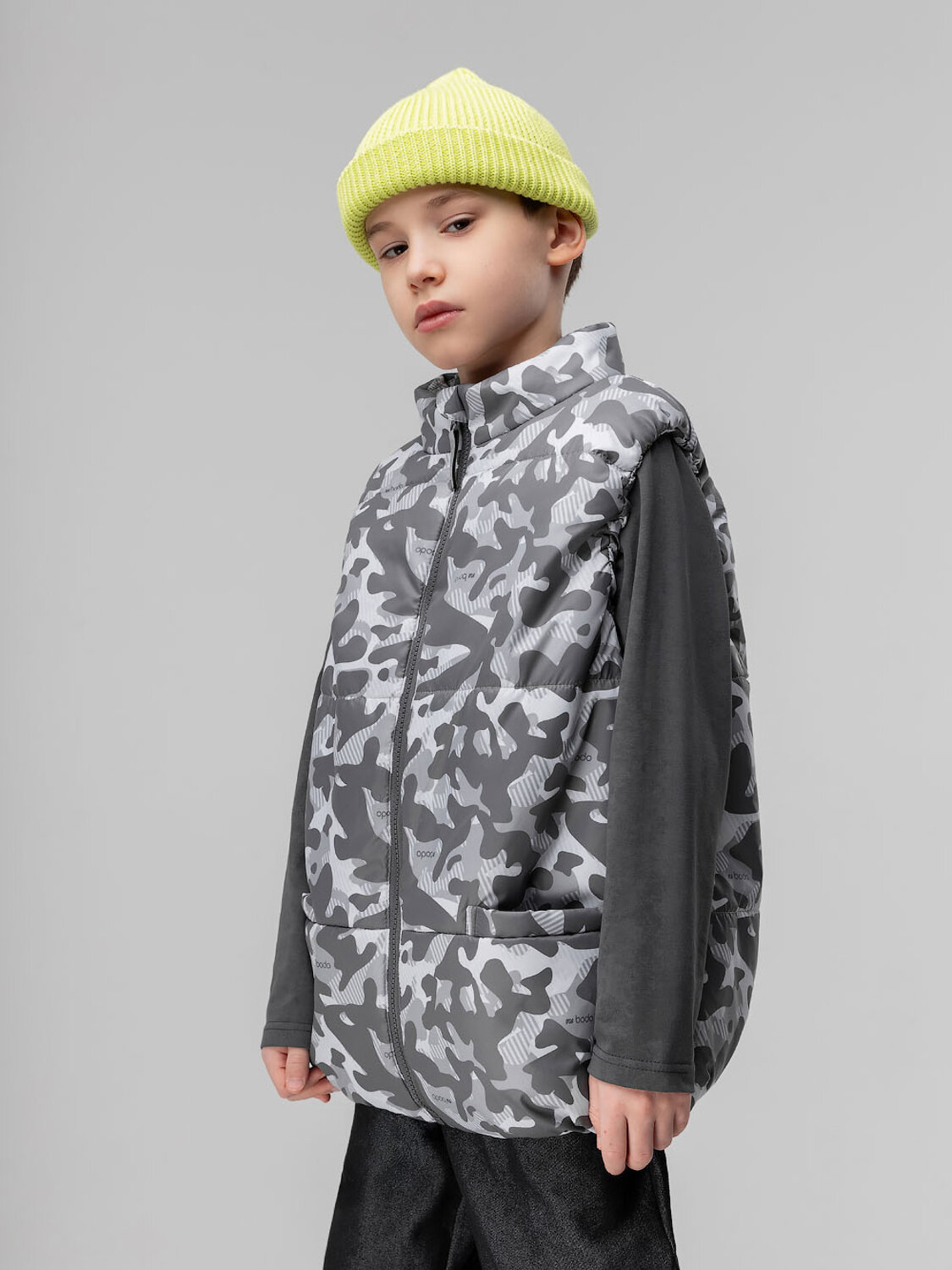 Bodo Жилет 581412 14-84MU серый