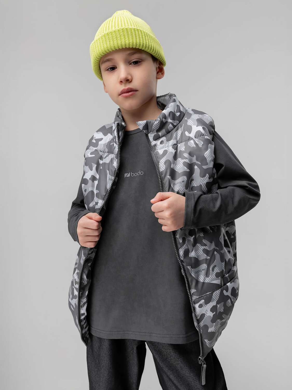 Bodo Жилет 581412 14-84MU серый