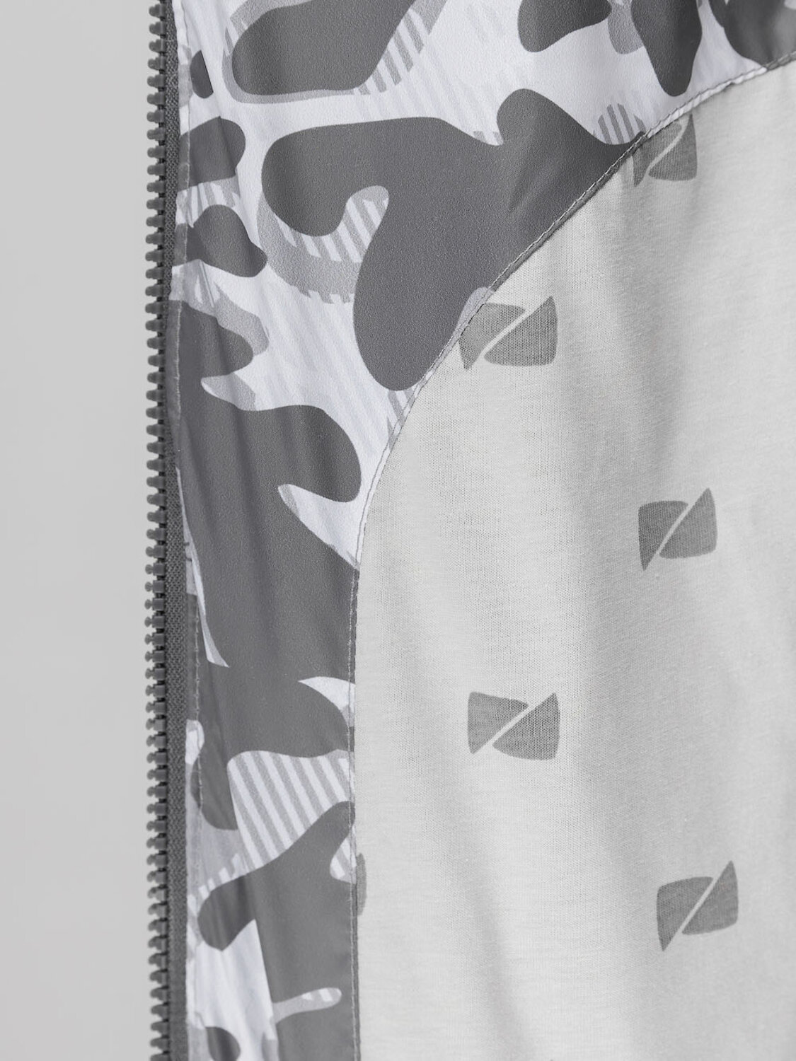 Bodo Жилет 581412 14-84MU серый