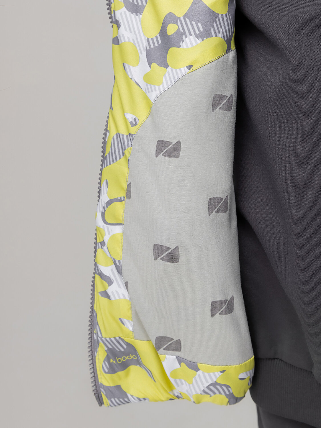 Bodo Жилет 581414 14-84MU салатовый