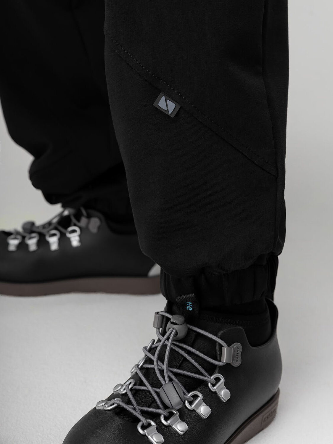 Bodo Костюм 581423 11-658MU черный