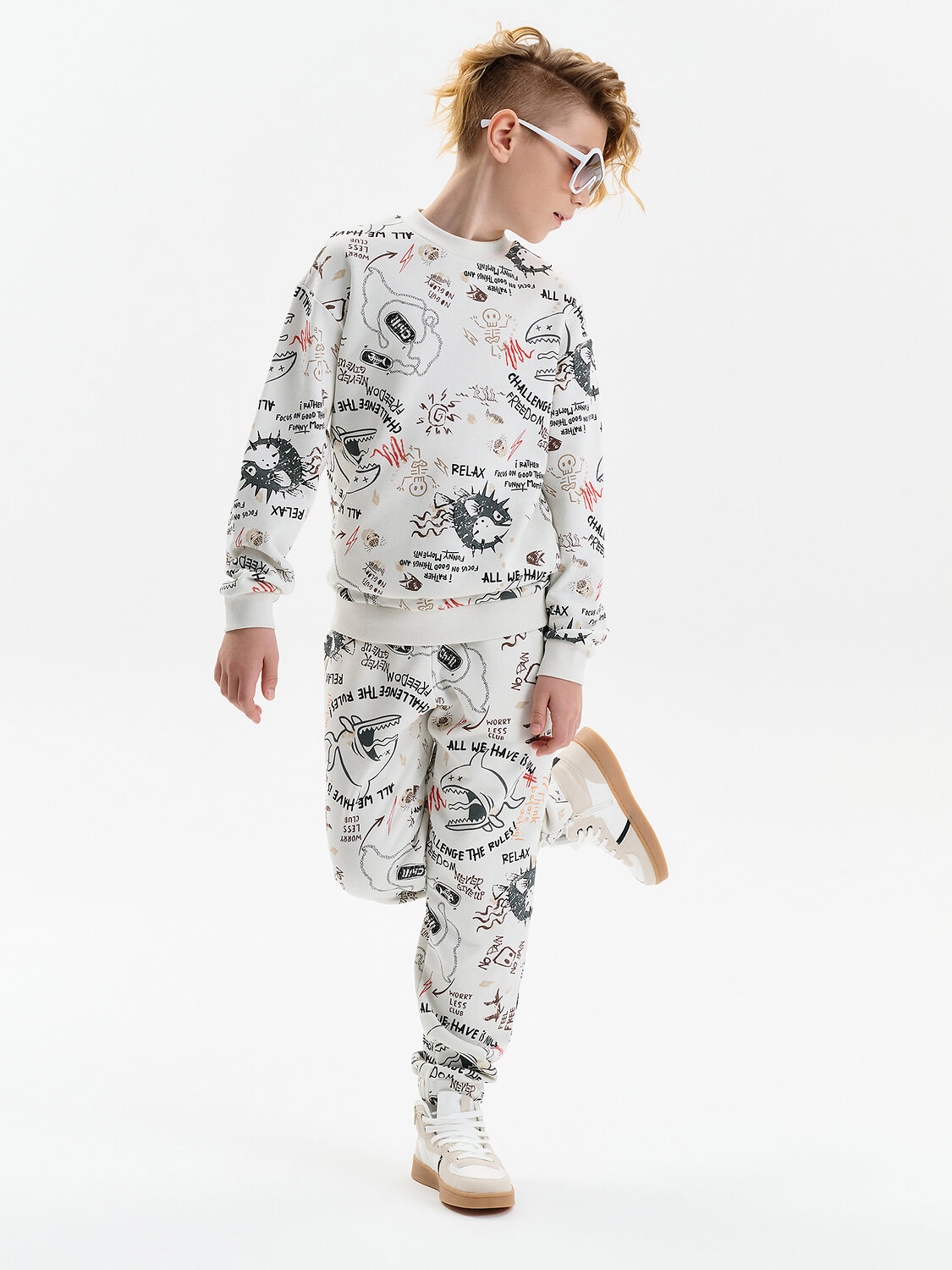 PELICAN Толстовка 581601 BFN3389/1 Молочный