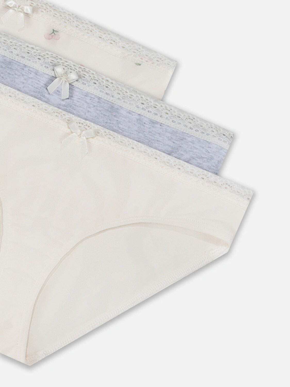 MARK FORMELLE Трусы 581746 417750-3 персиковые вишенки на молочном