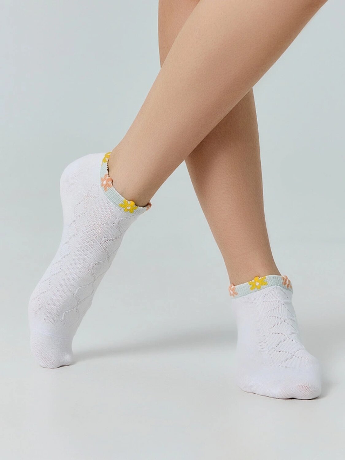 MARK FORMELLE Женские носки 581753 306K-3154 белый