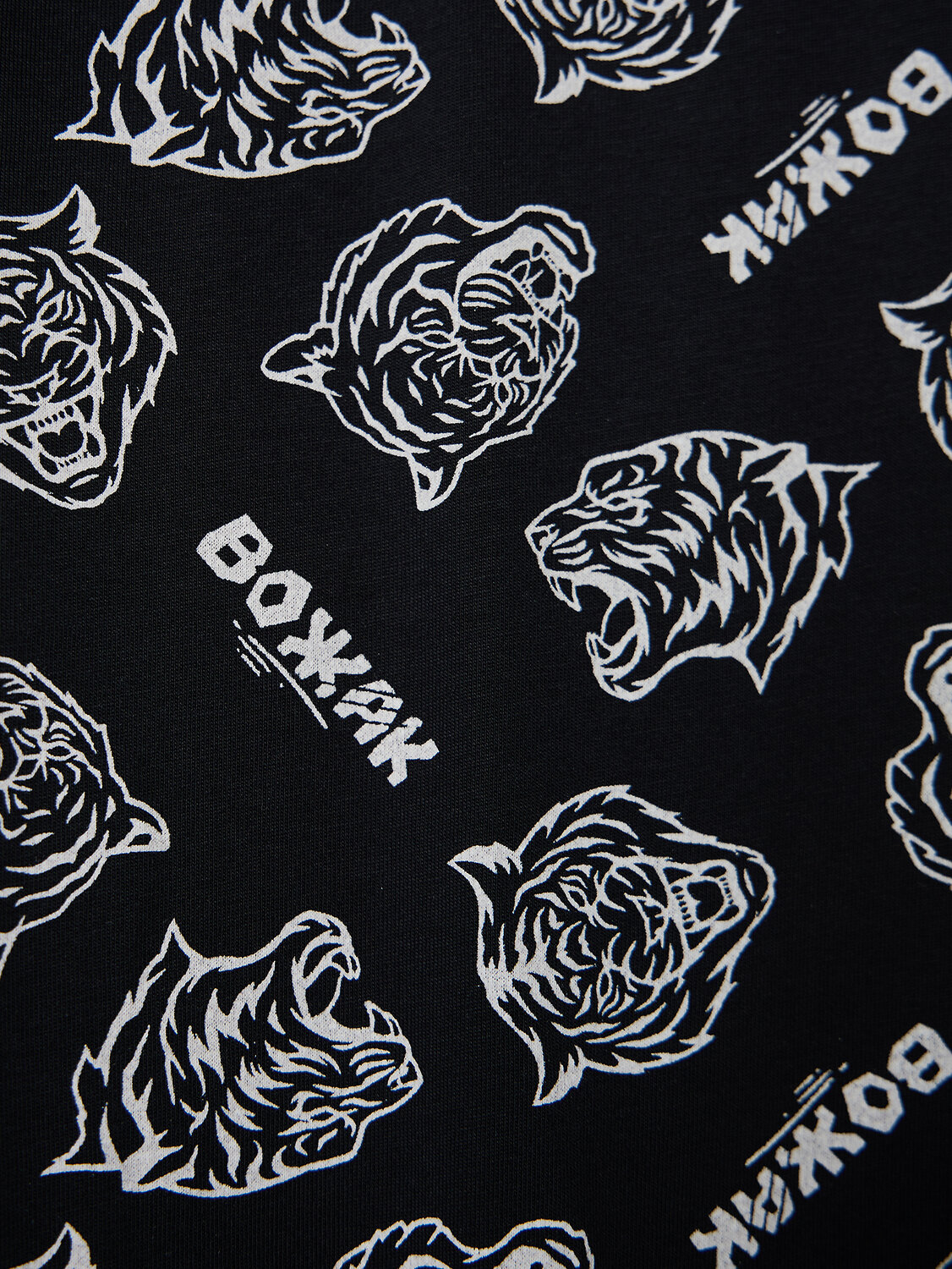 MARK FORMELLE Комплект 581810 563321 черный +тигры на черном