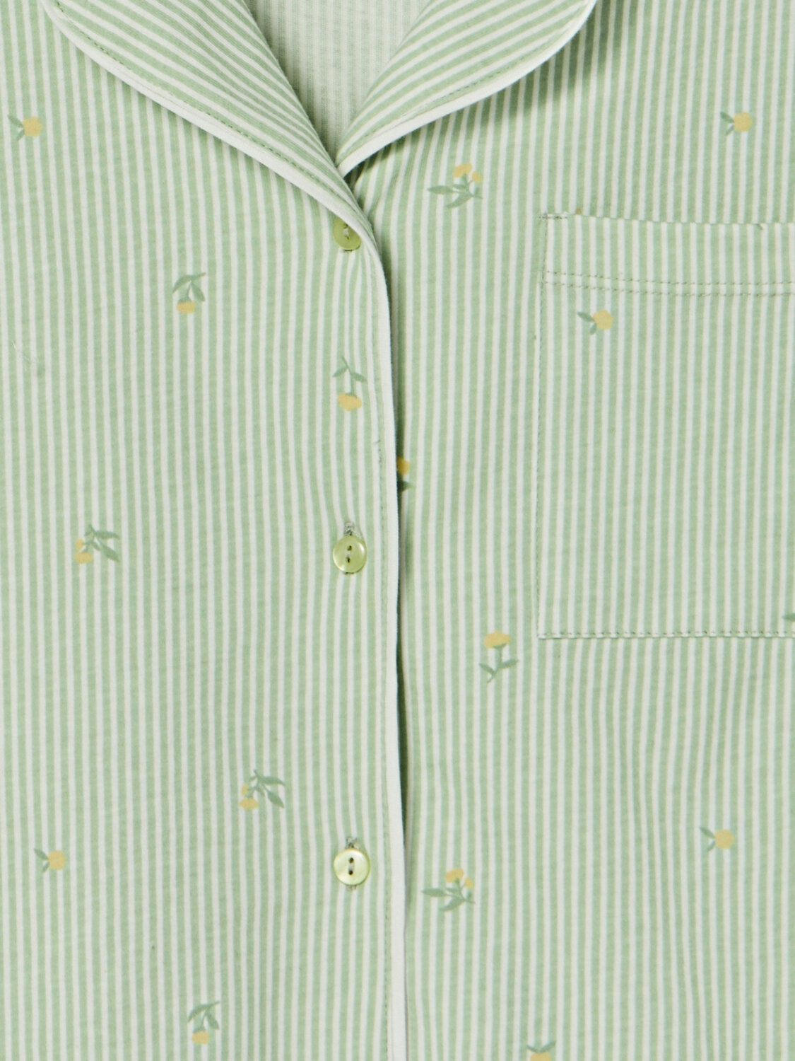 MARK FORMELLE Костюм 581817 592505-1 цветы на зеленой полоске