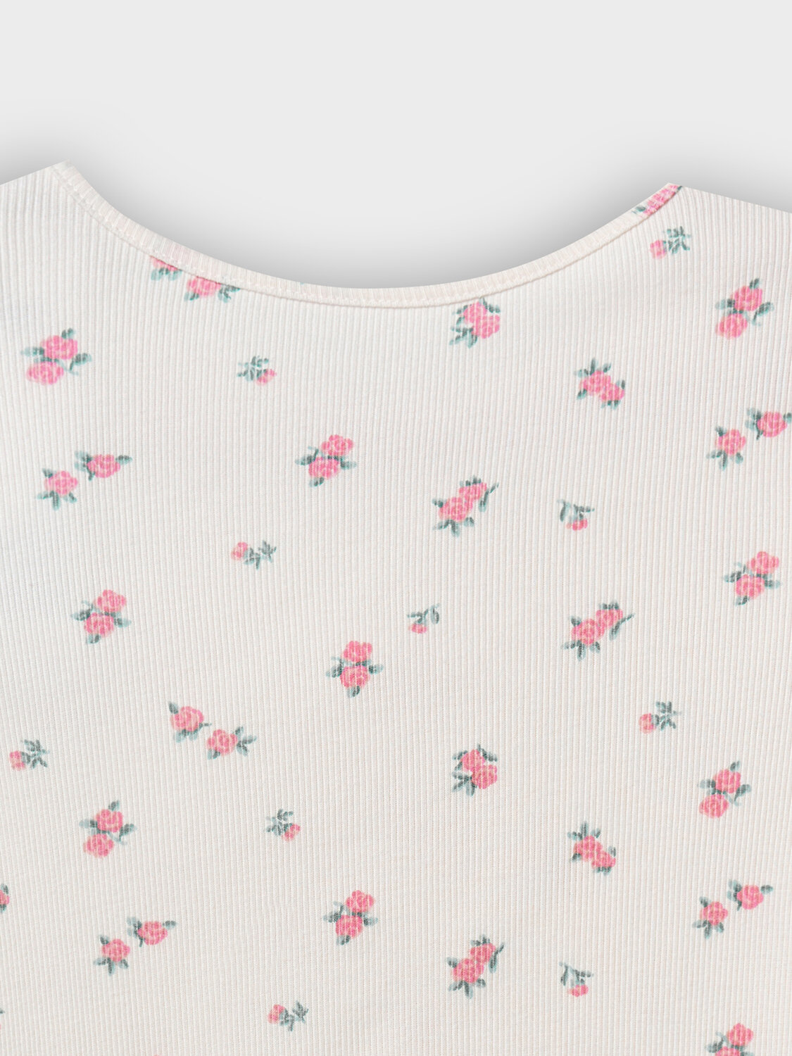 MARK FORMELLE Сорочка 581830 577724 цветы на молочном