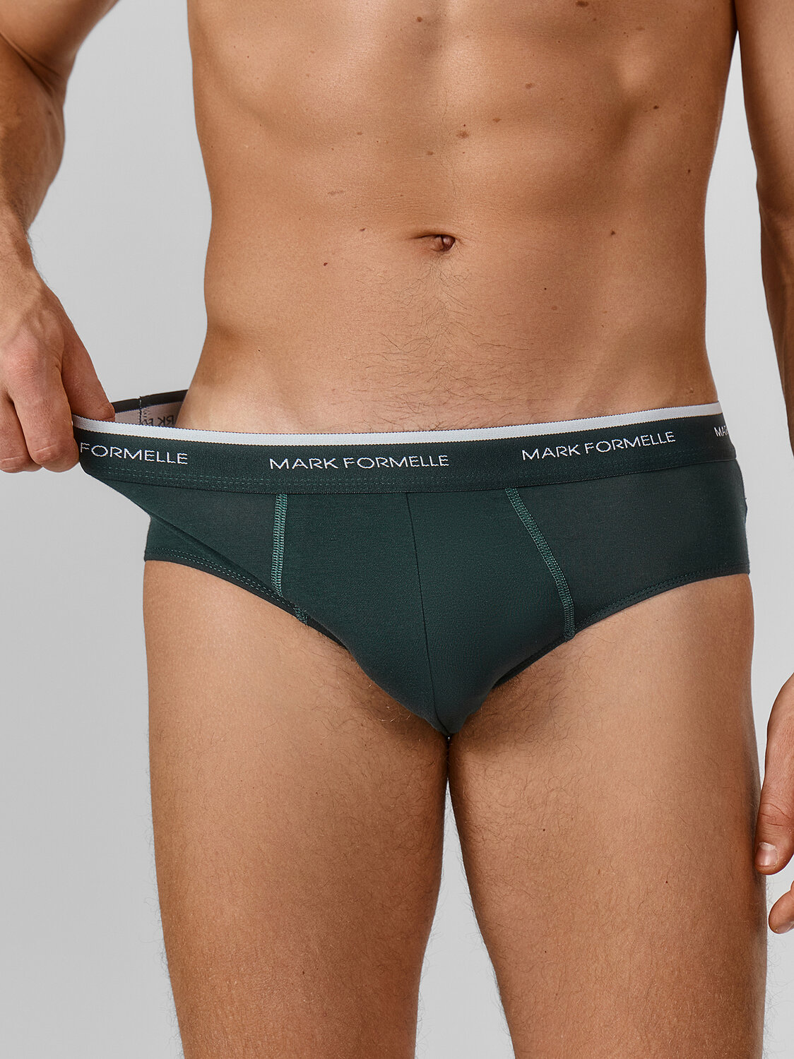 MARK FORMELLE Трусы 581853 411170 зеленый бархат
