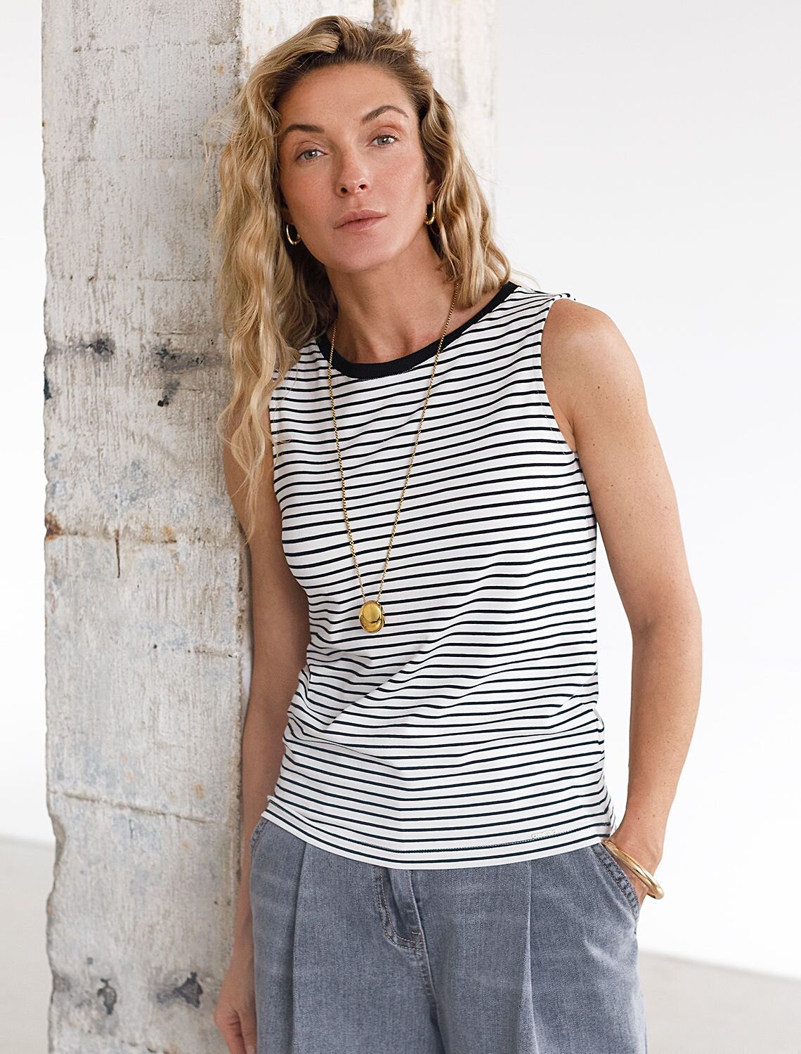 VILATTE Топ 581996 D43.236 бело-черный