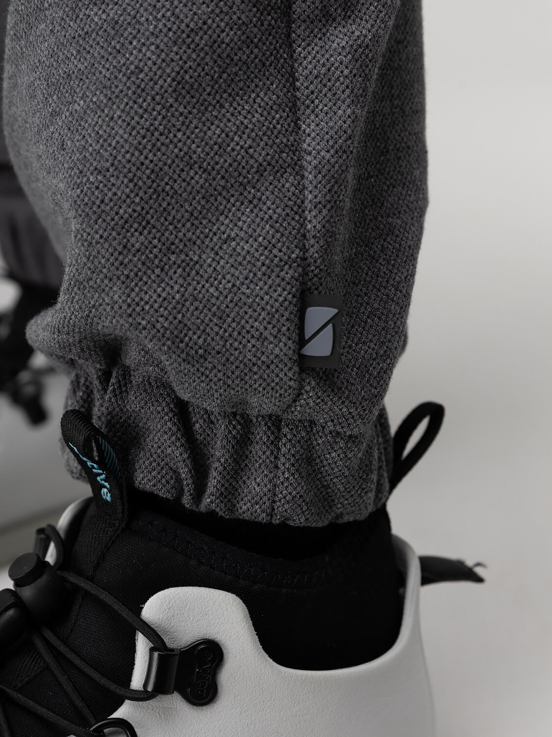 Bodo Костюм 582005 11-664MU темно-серый меланж