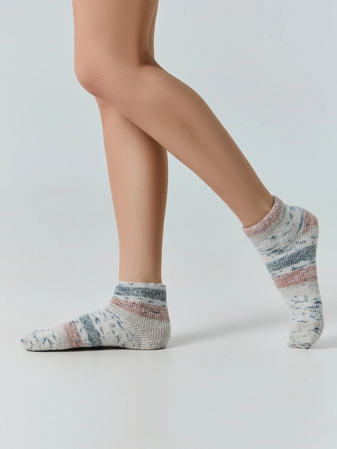 MARK FORMELLE Женские носки 582378 385K-3363 серый /розовый